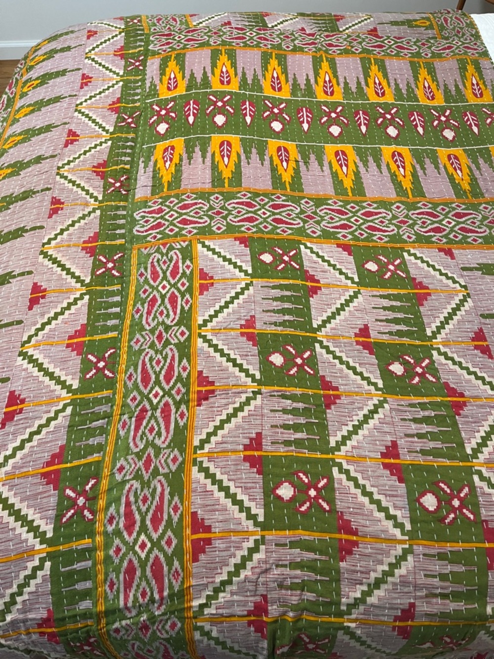 KANTHA QUILT HANDCRAFTED LIGHTWEIGHT REVERSIBLE BLANKET THROW BEDDING FROM INDIA - Picture 4 of 12